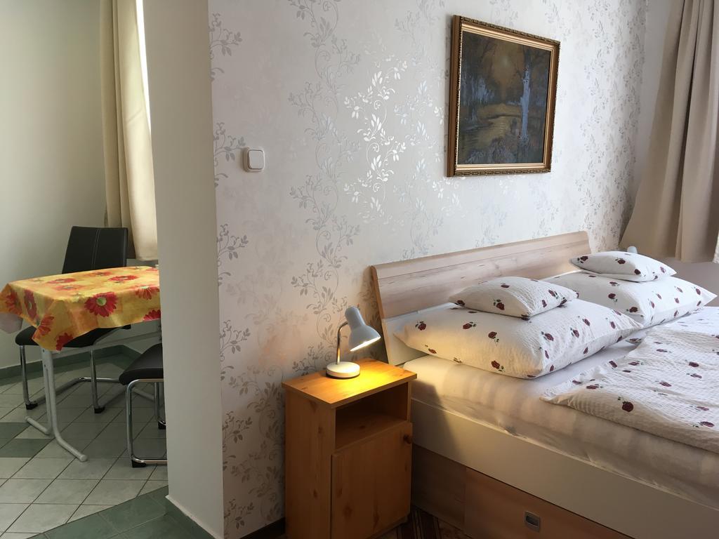 Gitta Apartman Bük Buitenkant foto