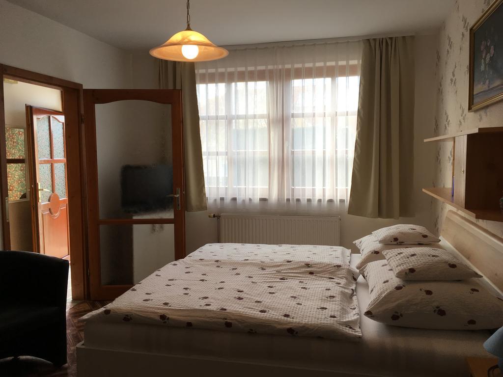 Gitta Apartman Bük Buitenkant foto